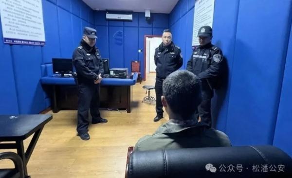 啊？15岁“上尉”来到人武部…