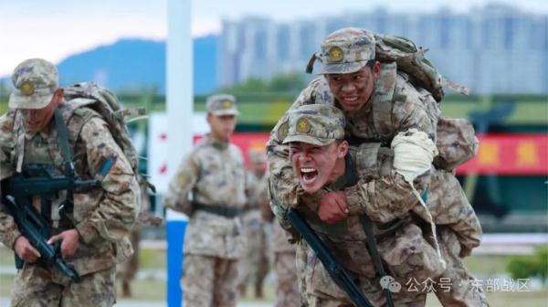 燃!警卫尖兵比武火热来袭 燃!警卫尖兵比武火热来袭