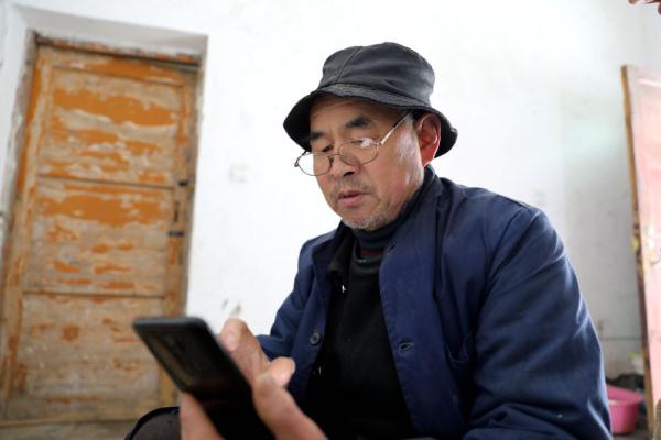 “丑凳子”缘何一凳难求