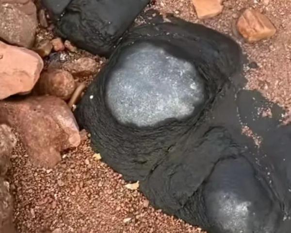 青岛海边大量火山蛋,里面藏着钻石?有人提着锤子去了……专家发声 青岛海边大量火山蛋,里面藏着钻石?有人提着锤子去了……专家发声