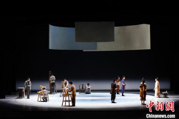 驻华使节共赏《只此青绿》 感受传统文化魅力