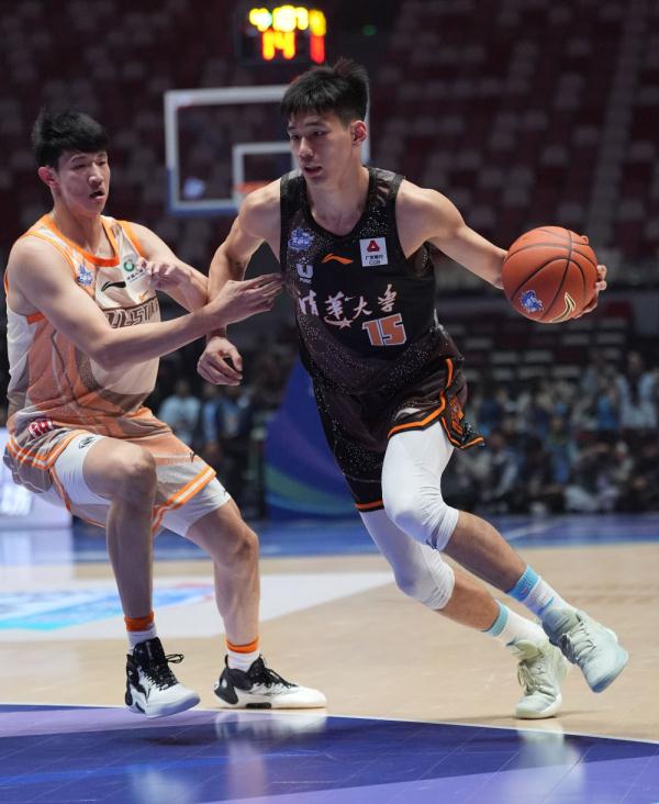 CBA全明星赛星锐赛 | 清华大学队胜星锐一年级队