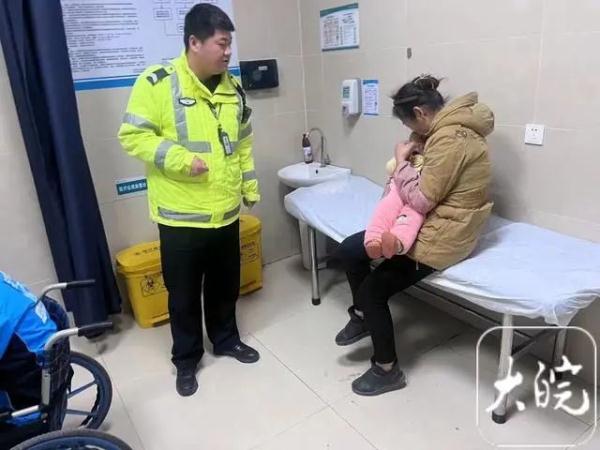 痛心!11个月婴儿手指被咬断,1个疏忽无法再植…许多孩子都喜欢
