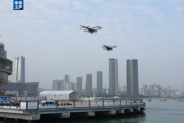 首飞成功！“空中出租车”要来了