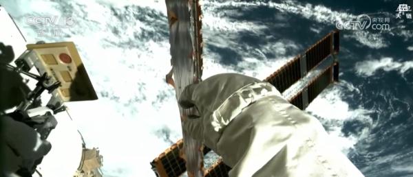 三个“非常完美”、1个首次、多个成果!点赞,神舟十七号乘组 三个“非常完美”、1个首次、多个成果!点赞,神舟十七号乘组