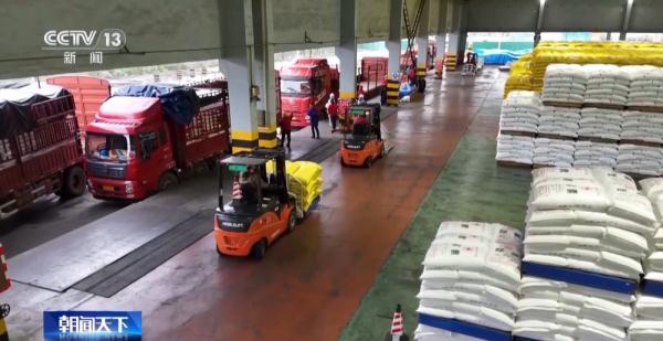 春耕备肥旺季来临 各地种子、化肥生产企业正火力全开