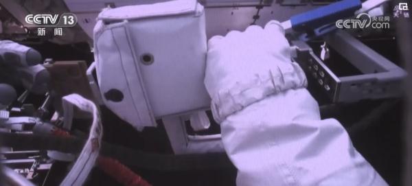 三个“非常完美”、1个首次、多个成果!点赞,神舟十七号乘组 三个“非常完美”、1个首次、多个成果!点赞,神舟十七号乘组