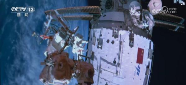 三个“非常完美”、1个首次、多个成果!点赞,神舟十七号乘组 三个“非常完美”、1个首次、多个成果!点赞,神舟十七号乘组