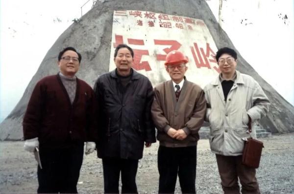 突发讣告!巨星陨落 突发讣告!巨星陨落