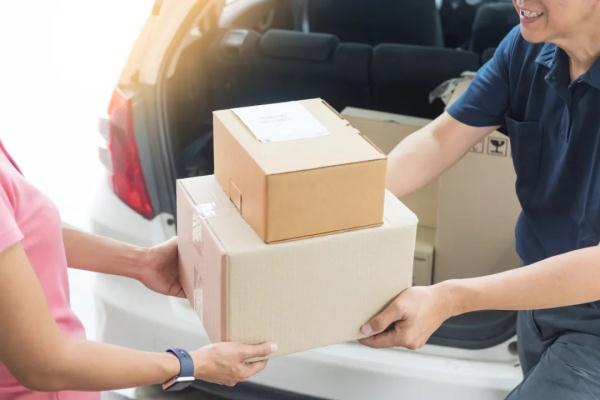 10元3副耳钉遭遇“仅退款”,驱车千里寻买家!卖家:就为了争口气… 10元3副耳钉遭遇“仅退款”,驱车千里寻买家!卖家:就为了争口气…