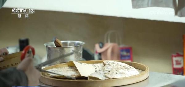 “小店面”变成“大企业” 细致周到的营商环境让“90后”经营者“如鱼得水”