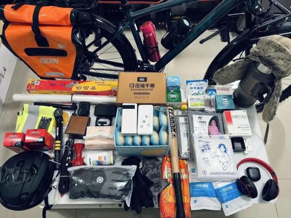 18天骑行2147公里 这位老师兑现了和学生们的约定 18天骑行2147公里 这位老师兑现了和学生们的约定