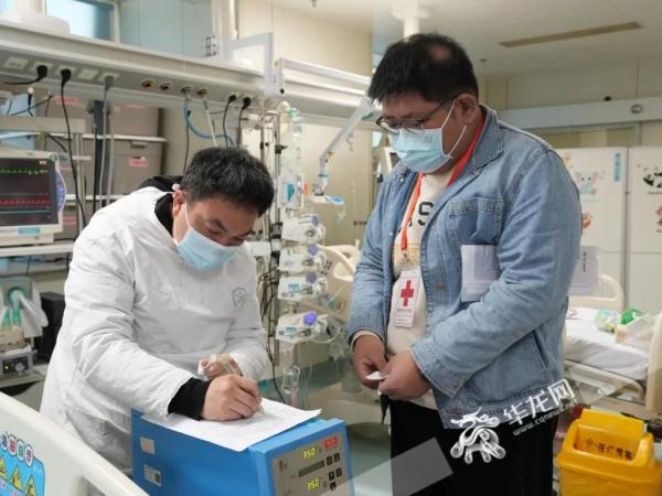 痛心！他走了，刚满8个月