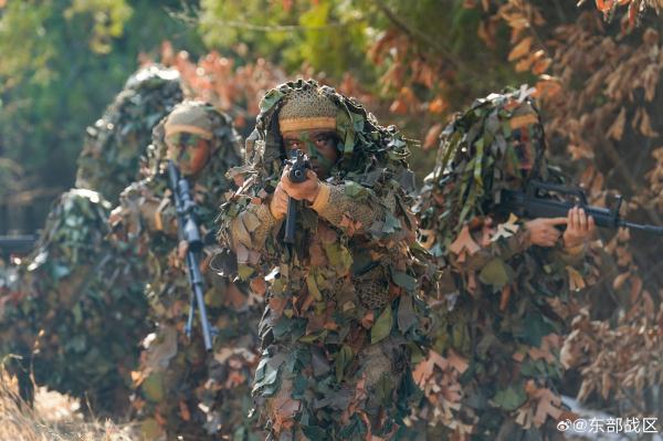 侦察分队强化训练 淬炼胜战刀锋