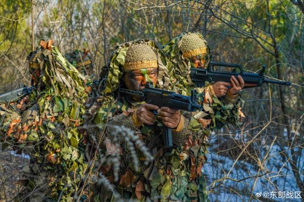 侦察分队强化训练 淬炼胜战刀锋