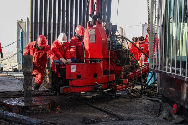 刷新亚洲最深直井纪录 深地塔科1井钻探深度突破1万米大关