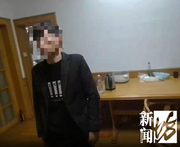 随手“拿”的快递都是黄金！沪一小哥有“透视眼”？真相...