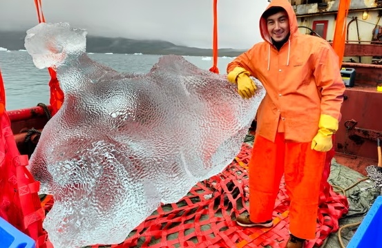 向迪拜餐厅兜售北极冰，用来制作鸡尾酒？格陵兰岛公司被批