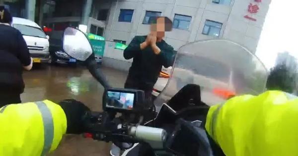 争分夺秒,“警”急救助 争分夺秒,“警”急救助