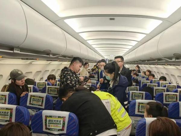 广州飞哈尔滨一航班临时备降