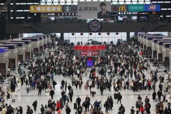 2024年春运收官！郑州站40天发送旅客1113.7万人次