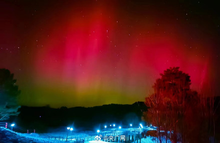 黑龙江漠河现绚丽极光 黑龙江漠河现绚丽极光