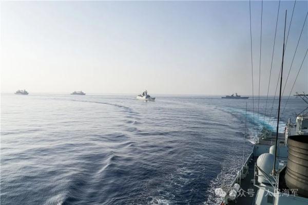 第45、46批护航编队，亚丁湾分航！