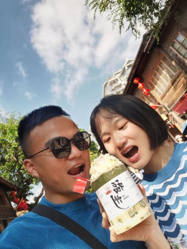 恭喜！从战友到夫妻，他们结婚了！