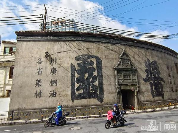 《酱园弄》外景地成网红打卡点，电影拍摄完会保留吗？
