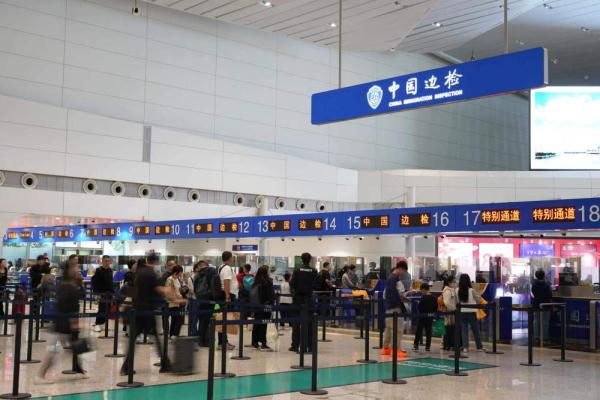 春运期间广州边检总站出入境旅客超140万人次