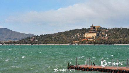 颐和园昆明湖大风下吹出大海的感觉