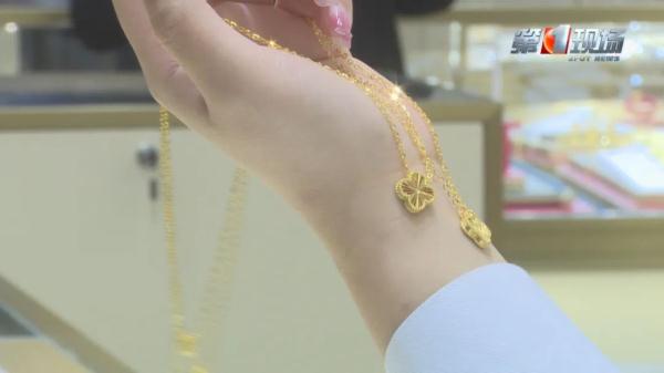 涨涨涨,创历史新高!年轻人成消费主力 涨涨涨,创历史新高!年轻人成消费主力