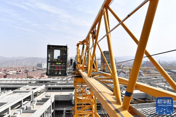 塔吊女班长的“云端”人生