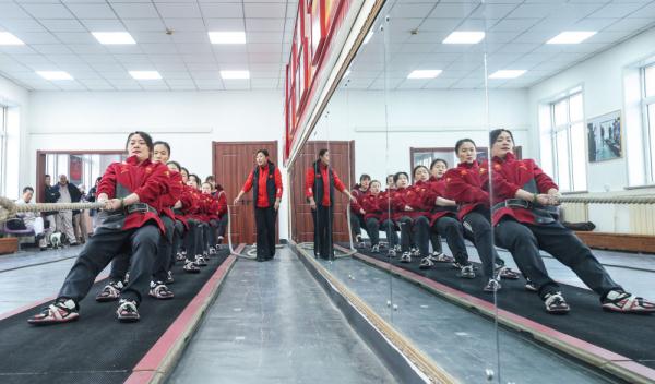 追光|十获拔河世界冠军 这群“铁娘子”是怎样炼成的? 追光|十获拔河世界冠军 这群“铁娘子”是怎样炼成的?