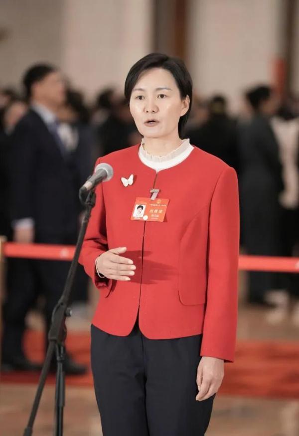 这些代表带来最新消息,振奋人心! 这些代表带来最新消息,振奋人心!