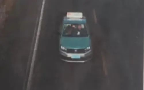 胆太大!锦州男子无证驾驶出租车,之前已经被抓过3次了…… 胆太大!锦州男子无证驾驶出租车,之前已经被抓过3次了……