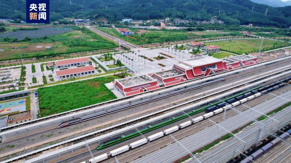 中老铁路国际旅客列车新增2个停靠车站 中老铁路国际旅客列车新增2个停靠车站