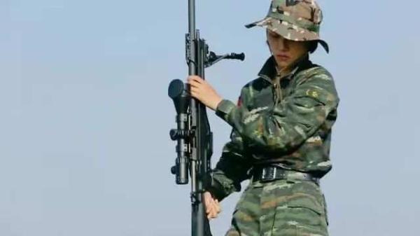 曾被三军仪仗队、海军陆战队选中的她，成了神枪手