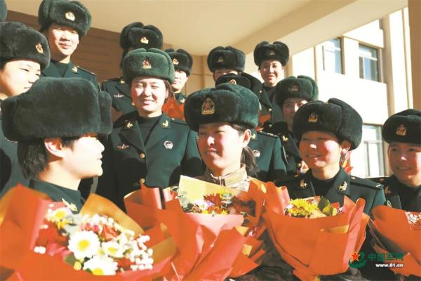 军营观察丨一名90后女工程师的“奋斗观”
