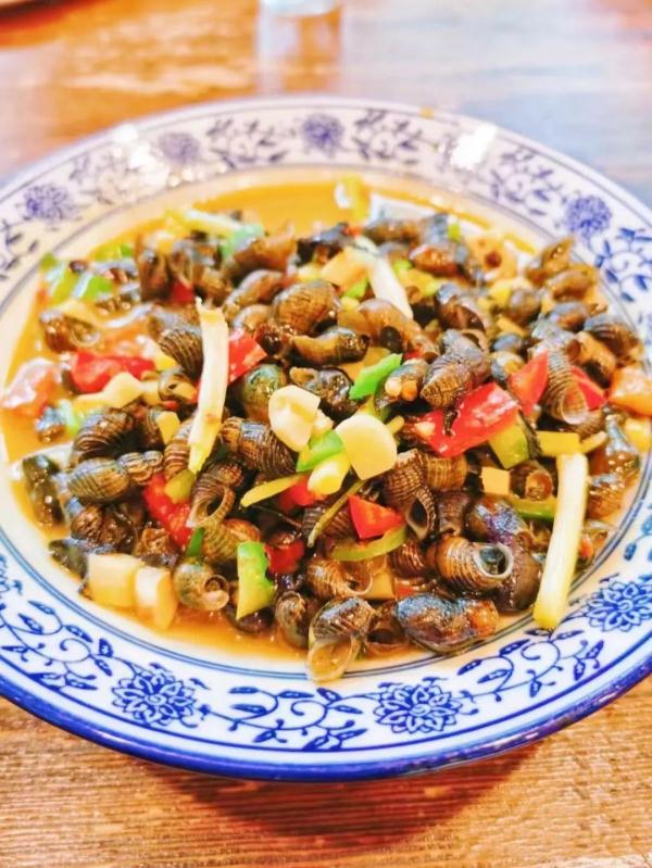 馋哭了！摆上这么一桌，可以鲜掉眉毛