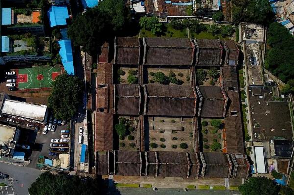 回南天展柜玻璃起雾？广东省博物馆回应→