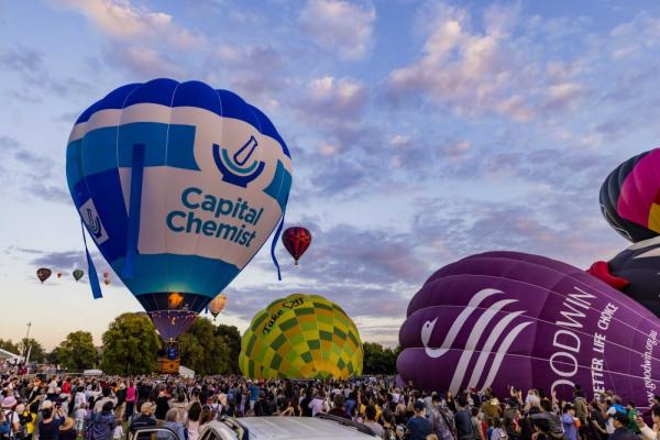 澳大利亚堪培拉举办热气球节 澳大利亚堪培拉举办热气球节