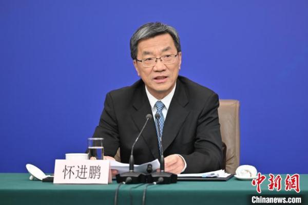 怀进鹏:关注数字教育之下人工智能伦理、隐私保护等 怀进鹏:关注数字教育之下人工智能伦理、隐私保护等