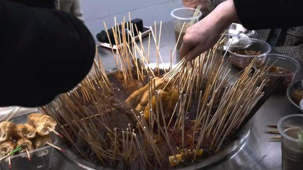 馋翻全网！甘肃麻辣烫火出圈，湖南人：还好我们有益阳麻辣烫