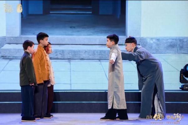 致敬中国武侠传奇！金庸百年诞辰主题晚会昨晚在海宁举行