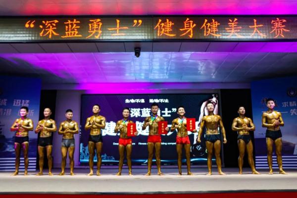 当深蓝勇士披上“铠甲”，阳刚之美挡不住了！