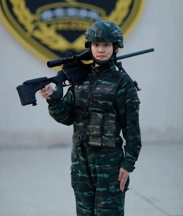 曾被三军仪仗队、海军陆战队选中的她,如今成了“神枪手”! 曾被三军仪仗队、海军陆战队选中的她,如今成了“神枪手”!