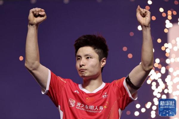 羽毛球法国公开赛｜石宇奇男单夺冠