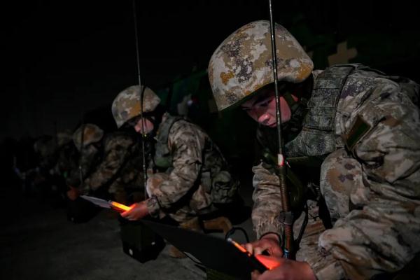 集合,夜战! 集合,夜战!