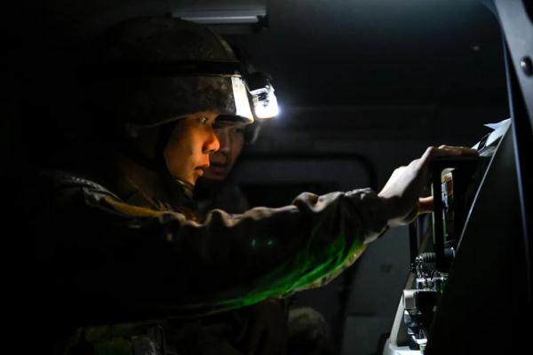 集合,夜战! 集合,夜战!